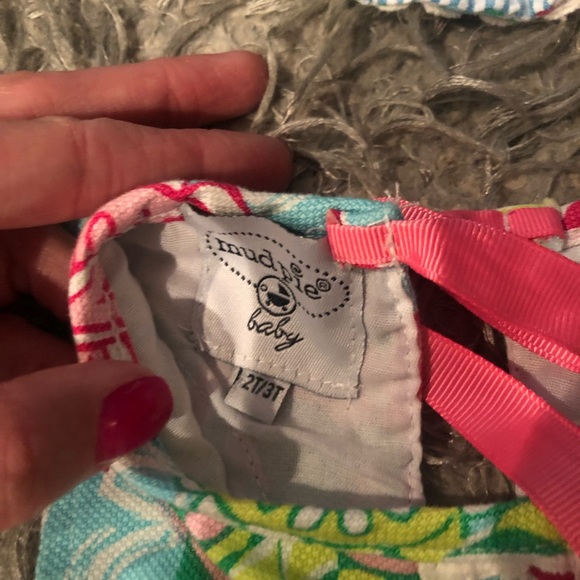 Mud Pie baby dress and matching hat (reversible) - Picture 3 of 4